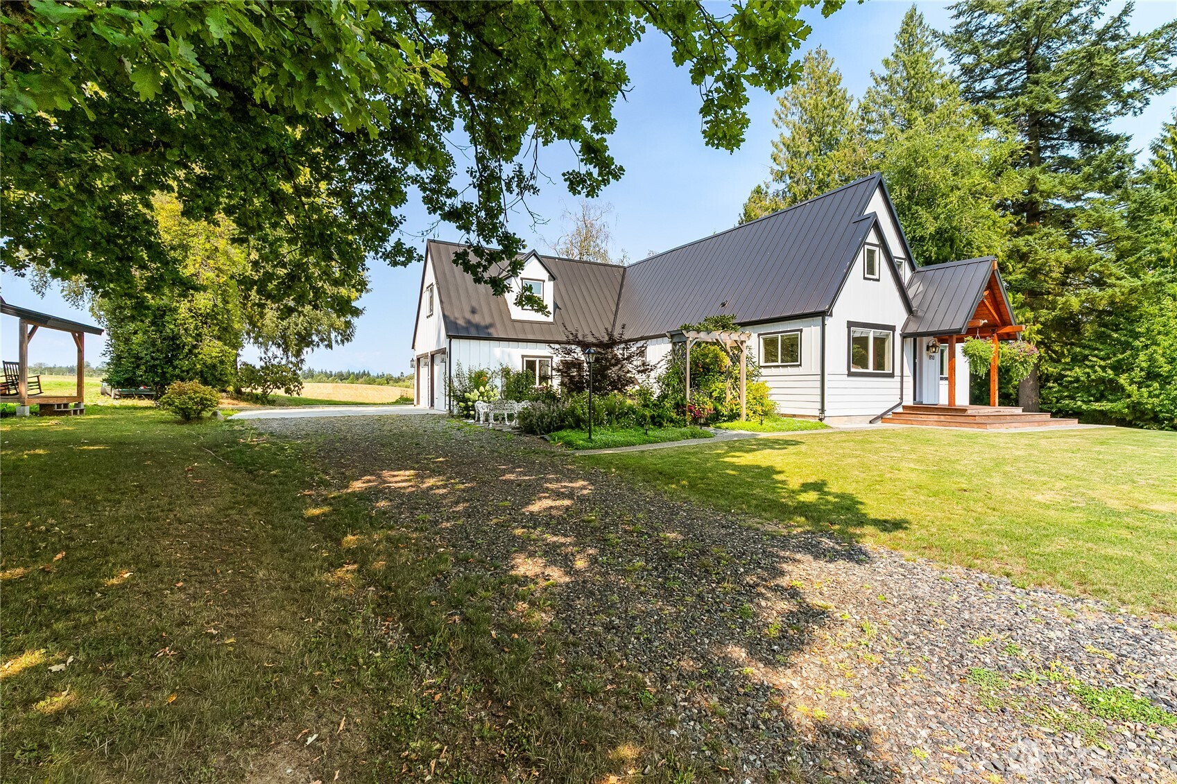 810 H Street Road Lynden, WA 98264 - Photo 4 of 40 Gallery Image 4