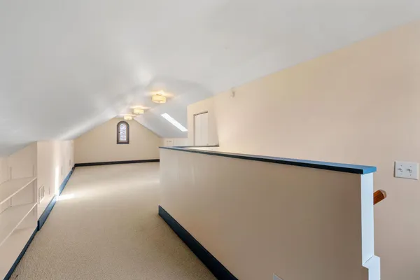 $2,695 | 2300 Northeast McKinley Street, Minneapolis, MN 55418