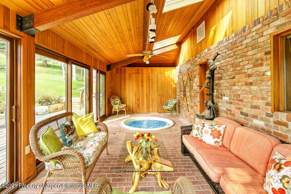 450 West Tiehack Road Aspen, CO 81611 - Photo 19 of 42 Hot tub room