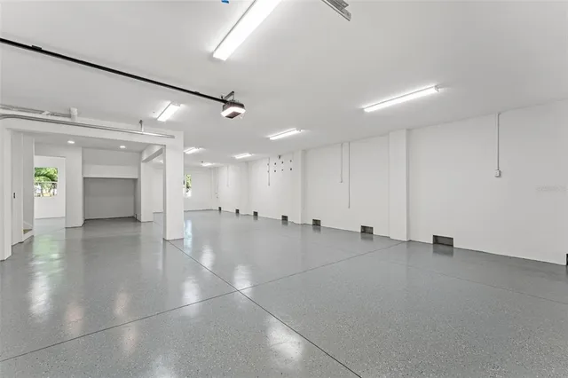 $15,000 | 500 East Davis Boulevard, Tampa, FL 33606