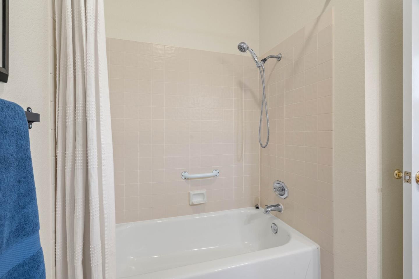 22330 Homestead Road, Unit 107 Cupertino, CA 95014 - Photo 20 of 29 Gallery Image 20