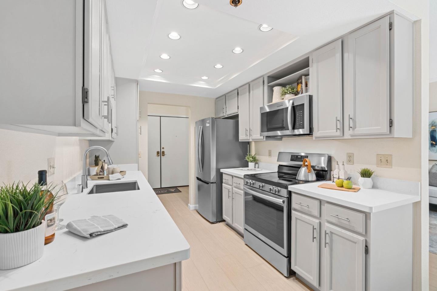 22330 Homestead Road, Unit 107 Cupertino, CA 95014 - Photo 10 of 29 Gallery Image 10