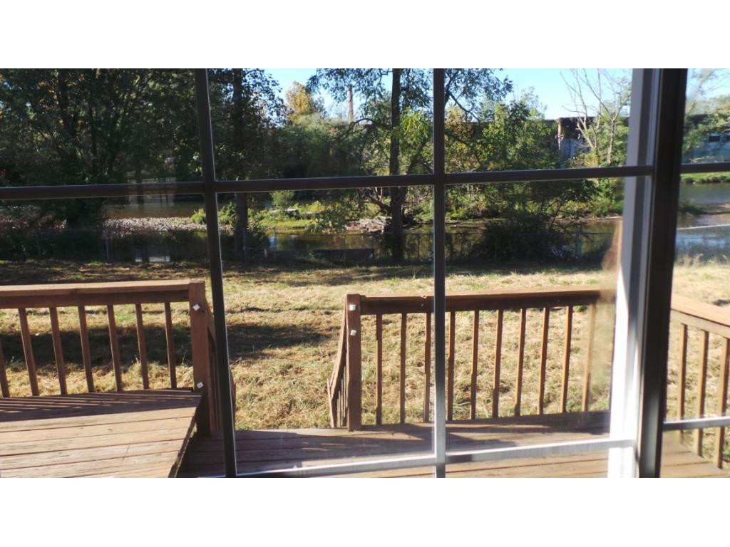 143 Pleasant Beach Road Elizabethton, TN 37643 - Photo 8 of 11 Photo 8