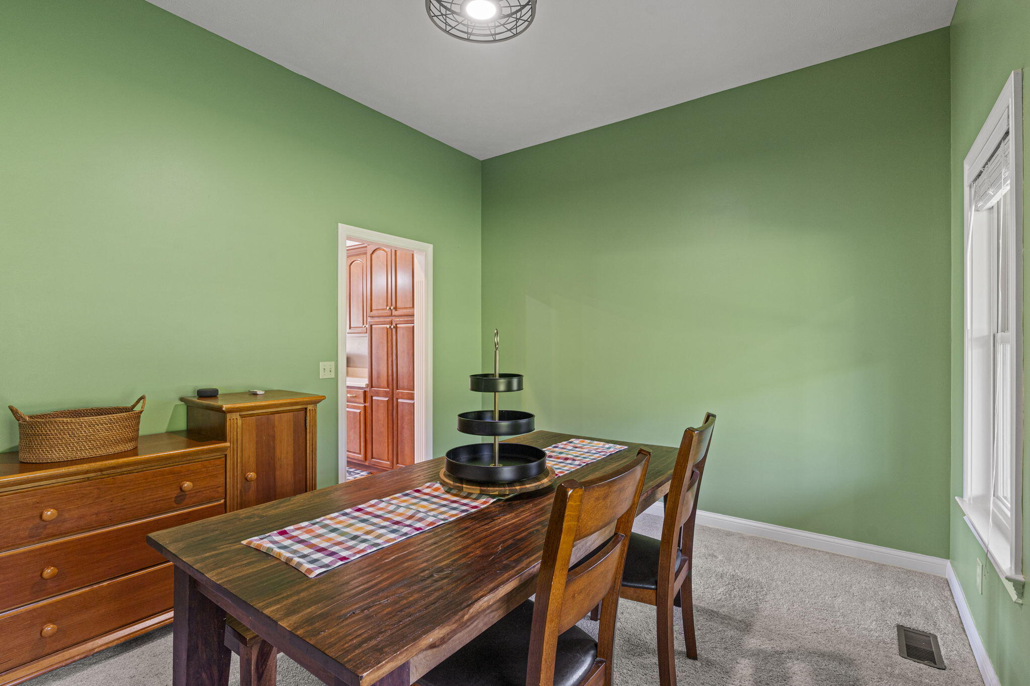 2041 South Tecumseh Road Springfield, OH 45502 - Photo 15 of 52 Gallery Image 15