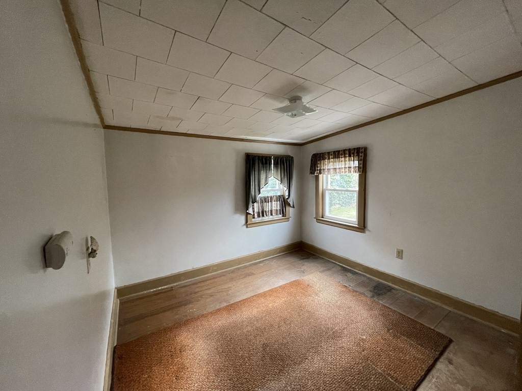 47 Jerusalem Road Fairhaven, MA 02719 - Photo 8 of 12 Gallery Image 8