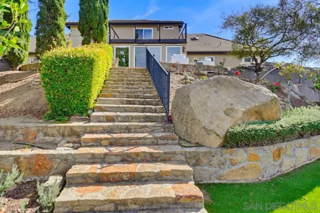 $1,725,000 | 29059 Meadow Glen Way West, Escondido, CA 92026