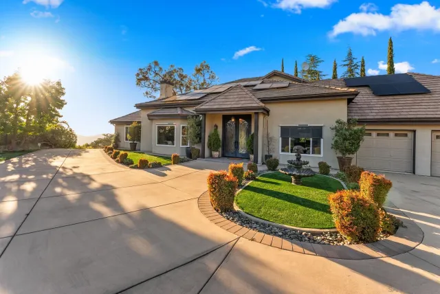 $1,749,000 | 29059 Meadow Glen Way West, Escondido, CA 92026