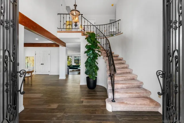 $1,749,000 | 29059 Meadow Glen Way West, Escondido, CA 92026