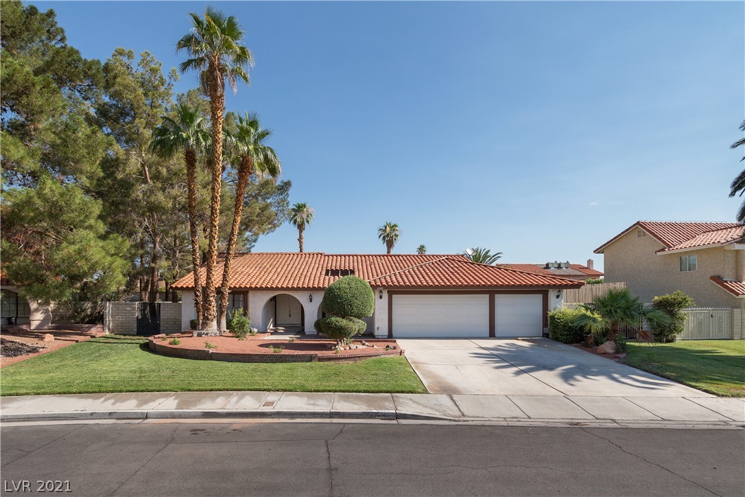 6680 Vigo Road Las Vegas, NV 89146 - Photo 1 of 29 Gallery Image 1