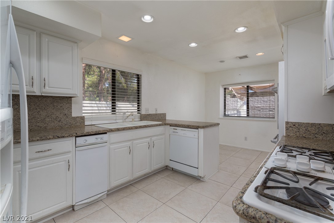 6680 Vigo Road Las Vegas, NV 89146 - Photo 11 of 29 Gallery Image 11
