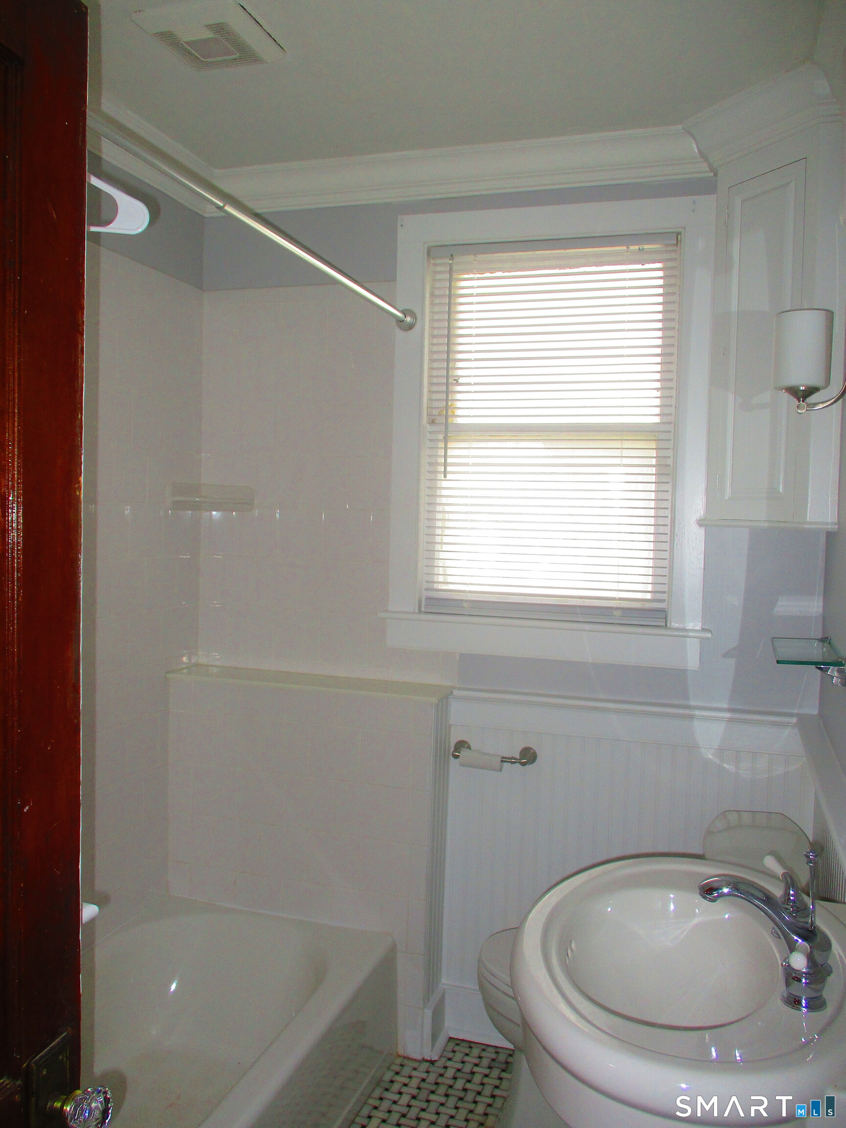 247 Flax Hill Road, Unit 1(FIRST) Norwalk, CT 06854 - Photo 21 of 39