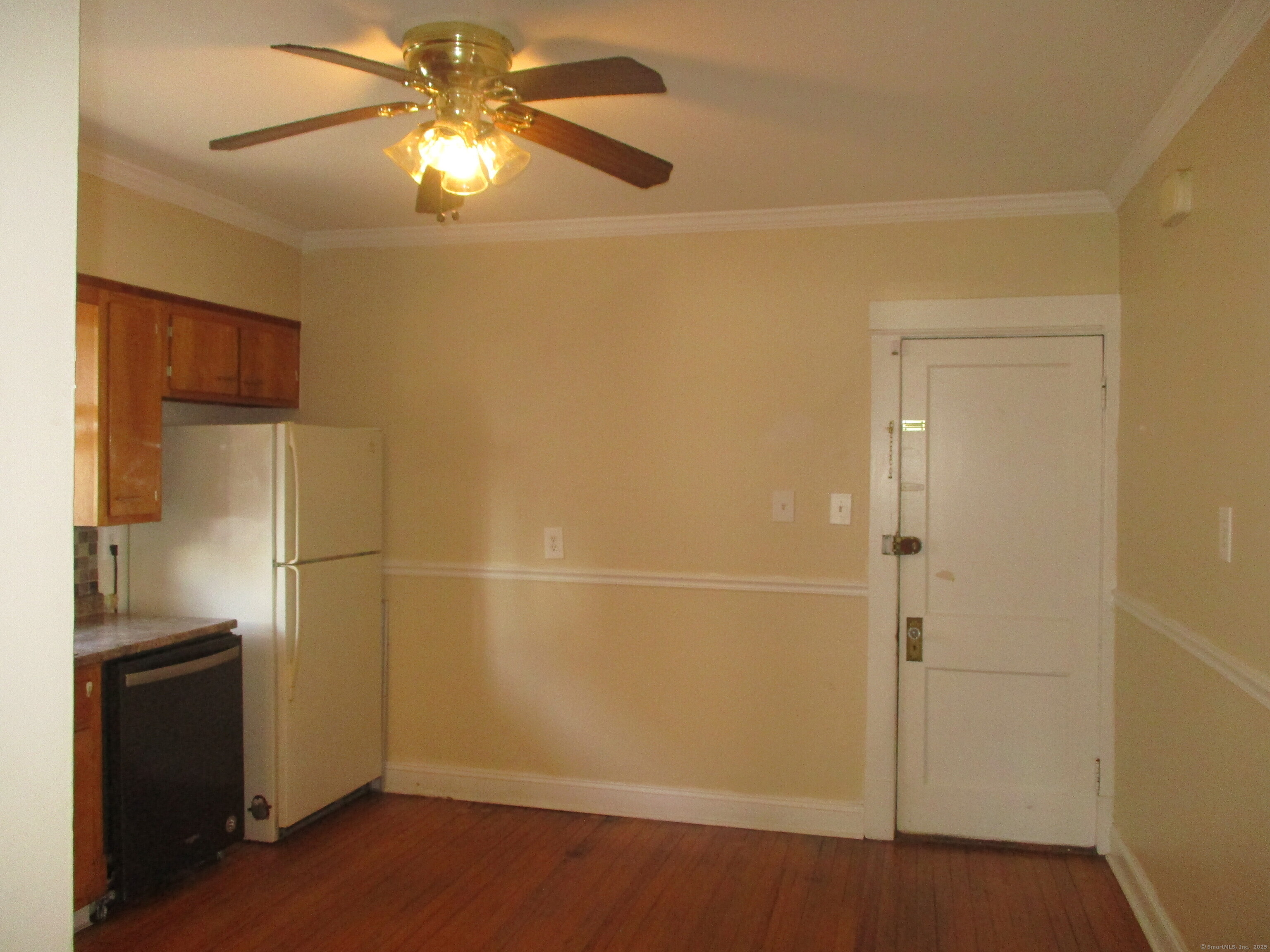 247 Flax Hill Road, Unit 1(FIRST) Norwalk, CT 06854 - Photo 23 of 39