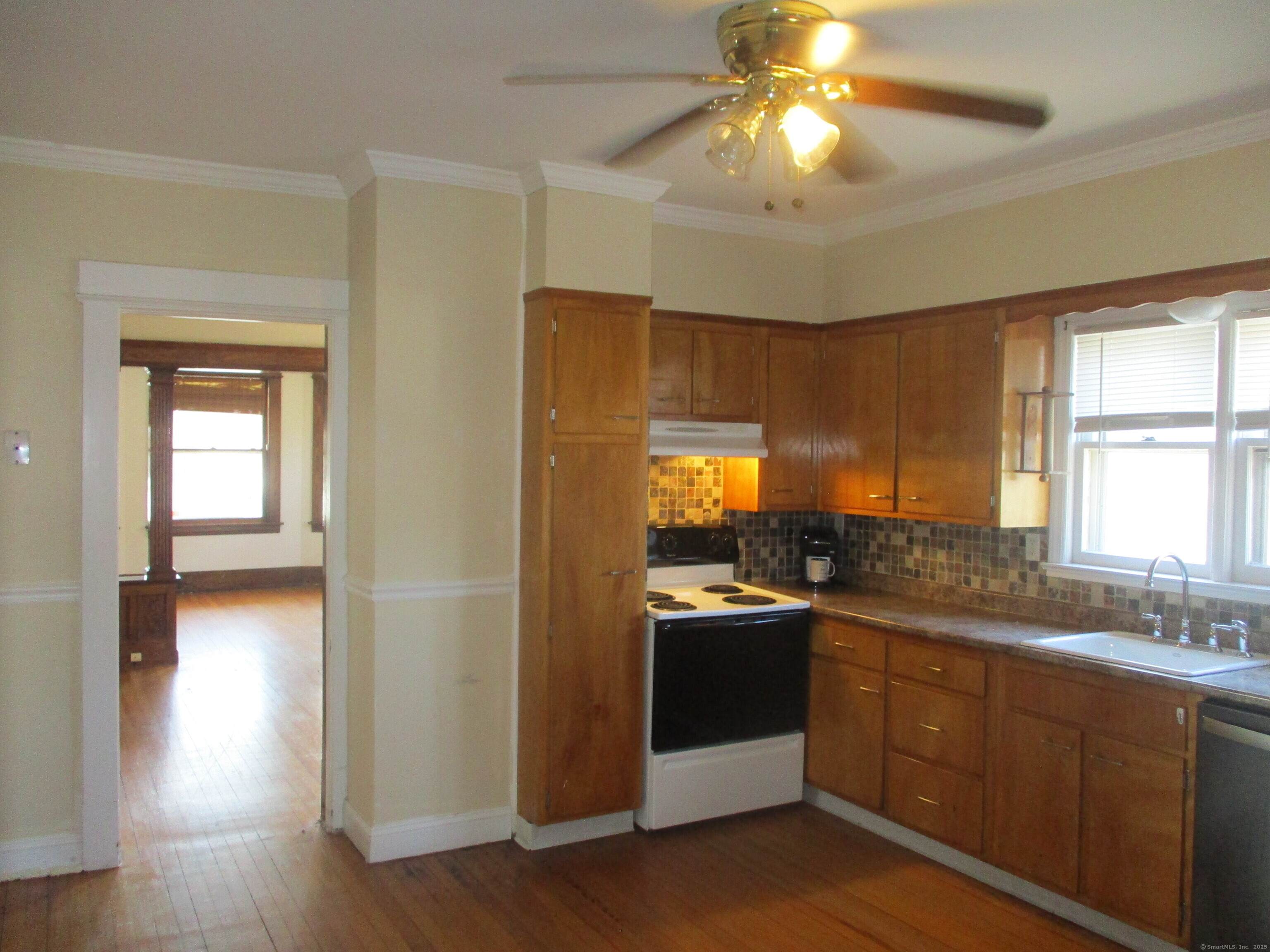 247 Flax Hill Road, Unit 1(FIRST) Norwalk, CT 06854 - Photo 24 of 39