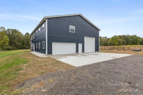 $668,500 | 8586 66th Street Southeast, Alto, MI 49302