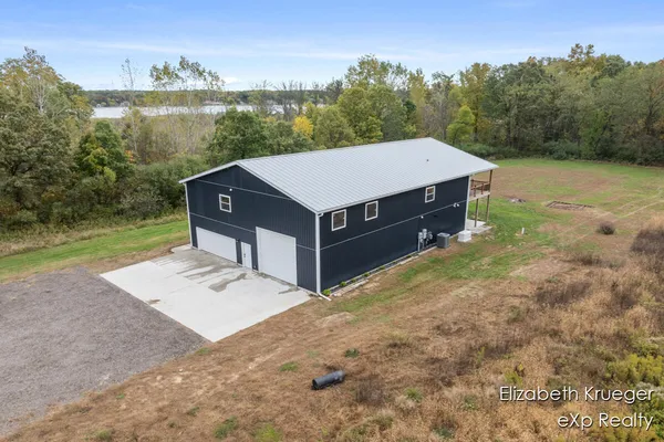 $668,500 | 8586 66th Street Southeast, Alto, MI 49302