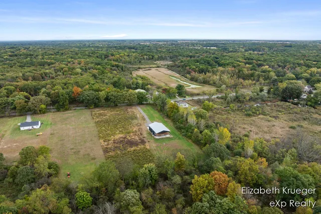 $699,000 | 8586 66th Street Southeast, Alto, MI 49302