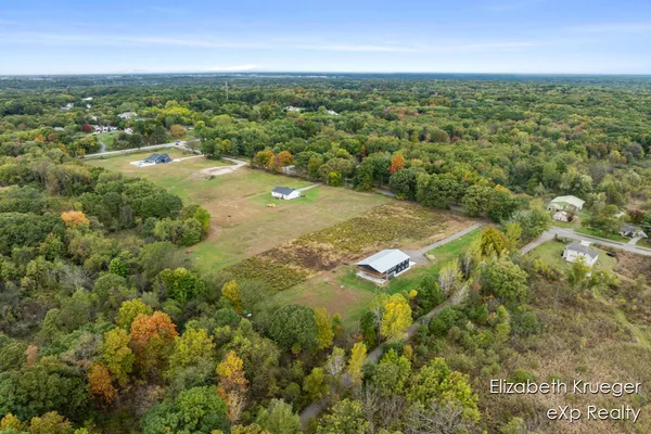 $668,500 | 8586 66th Street Southeast, Alto, MI 49302