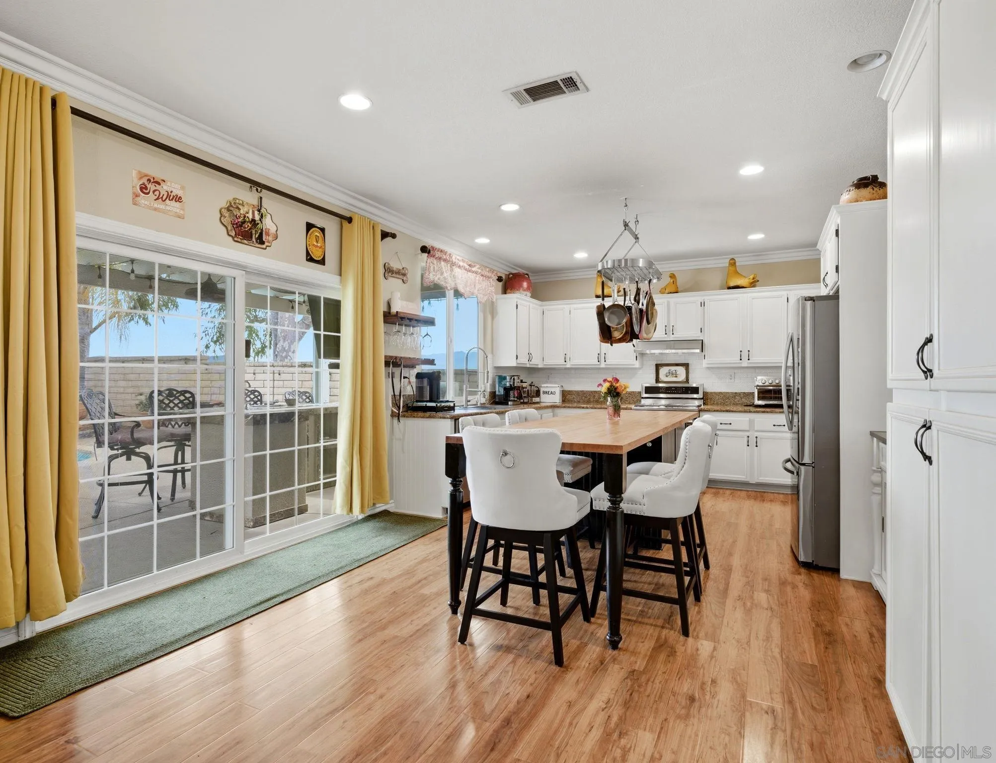 43084 Knightsbridge Way Temecula, CA 92592 - Photo 10 of 34