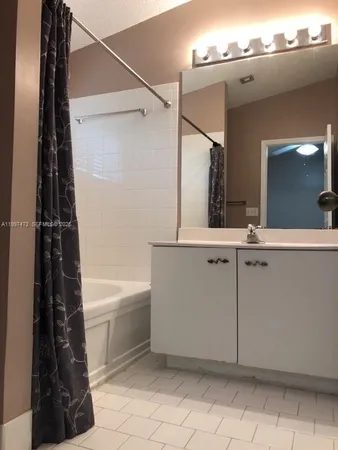 $2,850 | Pembroke Pines, Pembroke Pines, FL 33029