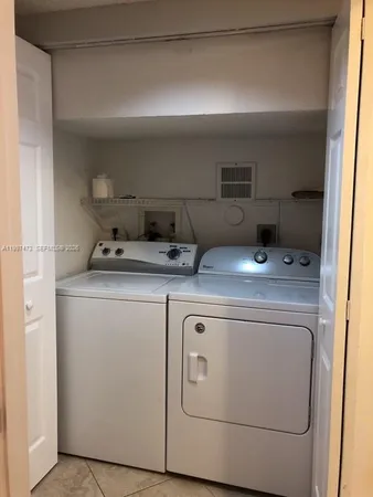 $2,850 | Pembroke Pines, Pembroke Pines, FL 33029