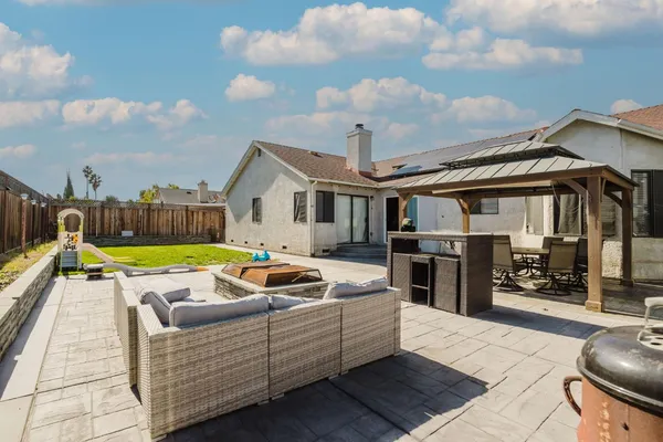 $700,000 | 459 Hazelnut Drive, Oakley, CA 94561