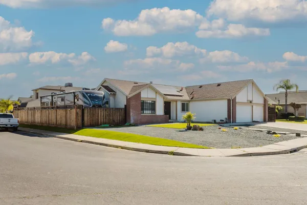 $700,000 | 459 Hazelnut Drive, Oakley, CA 94561