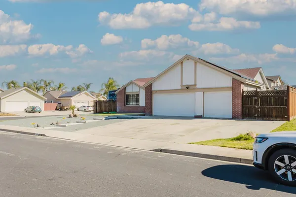 $700,000 | 459 Hazelnut Drive, Oakley, CA 94561