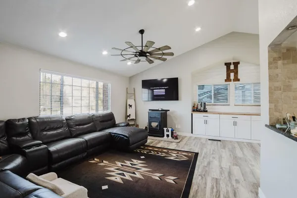 $700,000 | 459 Hazelnut Drive, Oakley, CA 94561