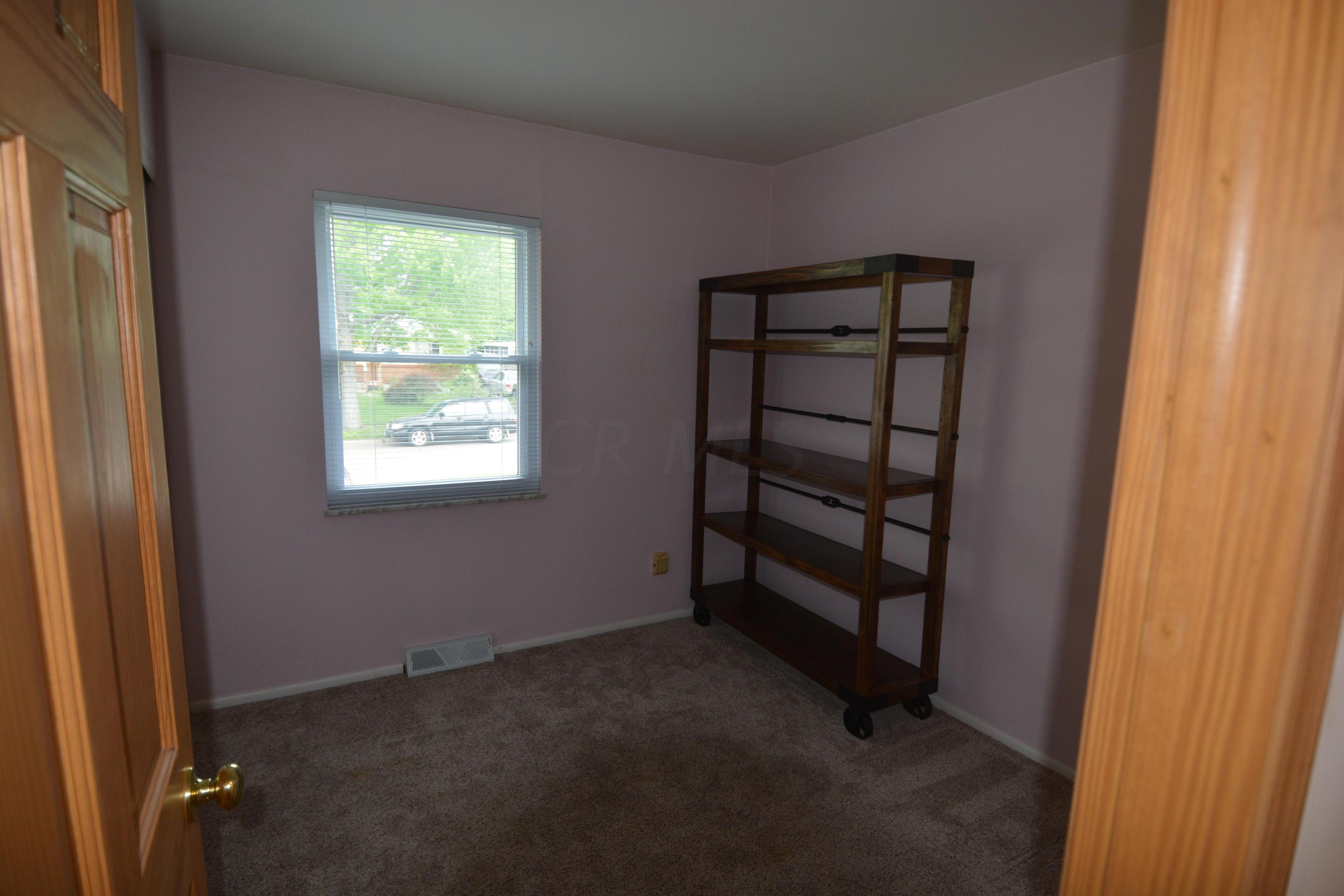 5502 Darcy Road Columbus, OH 43229 - Photo 17 of 24 Gallery Image 17