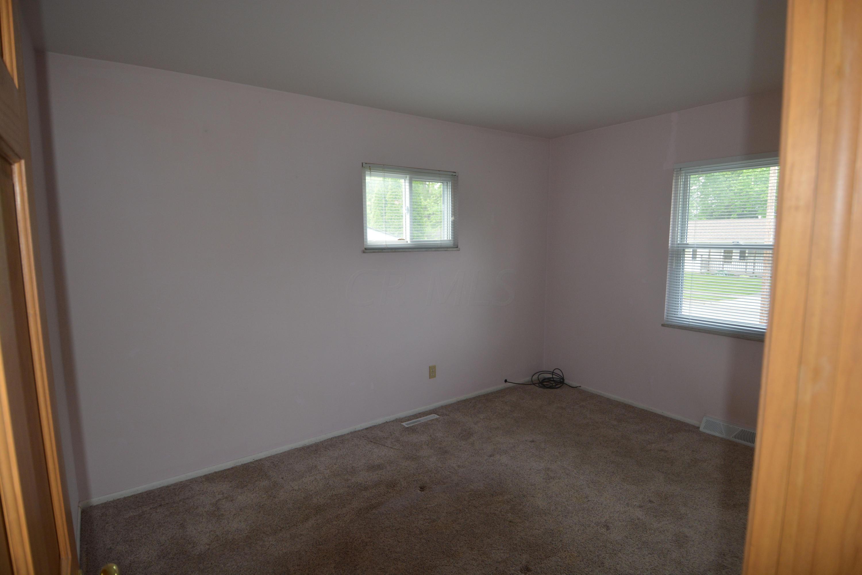 5502 Darcy Road Columbus, OH 43229 - Photo 18 of 24 Gallery Image 18