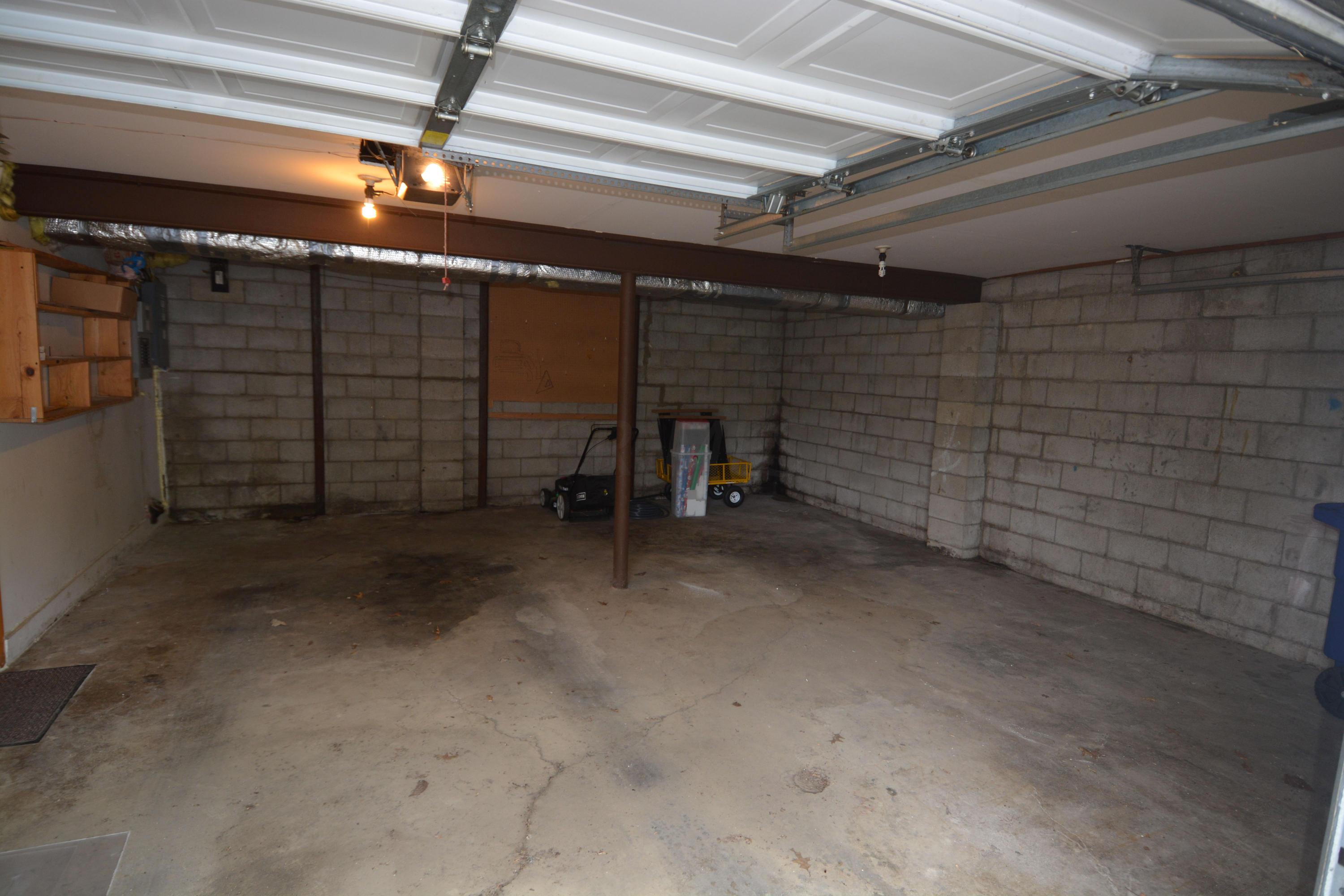 5502 Darcy Road Columbus, OH 43229 - Photo 23 of 24 Gallery Image 23