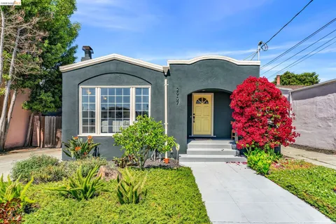 $649,000 | 2907 Seminary Avenue, Oakland, CA 94605
