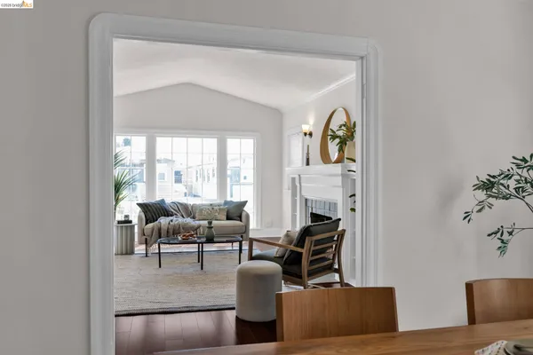 $649,000 | 2907 Seminary Avenue, Oakland, CA 94605