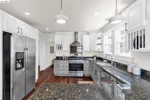 $649,000 | 2907 Seminary Avenue, Oakland, CA 94605