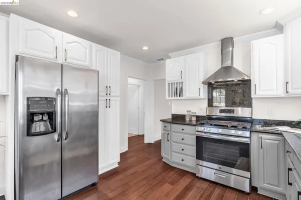 $649,000 | 2907 Seminary Avenue, Oakland, CA 94605