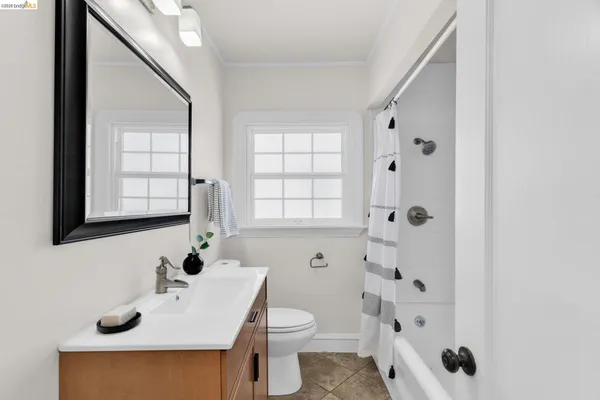 $649,000 | 2907 Seminary Avenue, Oakland, CA 94605