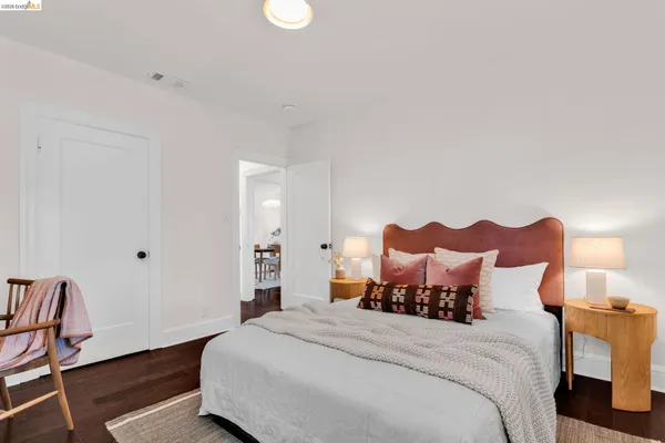 $649,000 | 2907 Seminary Avenue, Oakland, CA 94605