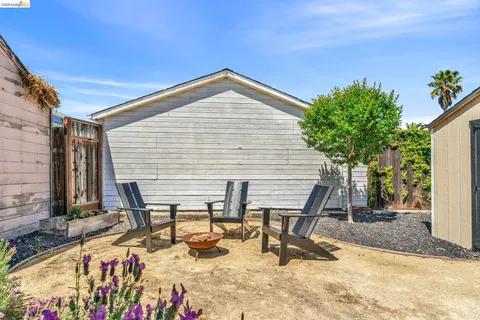 $649,000 | 2907 Seminary Avenue, Oakland, CA 94605