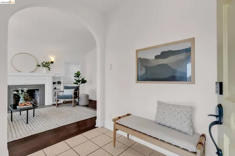 $649,000 | 2907 Seminary Avenue, Oakland, CA 94605