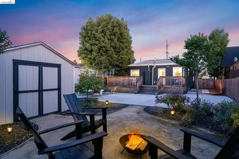 $649,000 | 2907 Seminary Avenue, Oakland, CA 94605