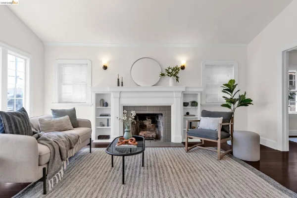 $649,000 | 2907 Seminary Avenue, Oakland, CA 94605