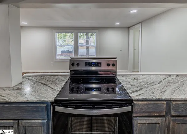 $1,350 | 530 Peronneau Street, Spartanburg, SC 29306