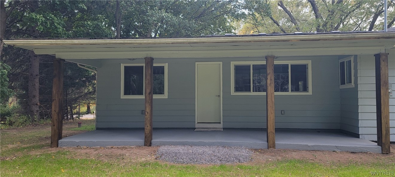 2539 Pratt Road Pembroke, NY 14020 - Photo 21 of 28 back covered patio off of kitchen
