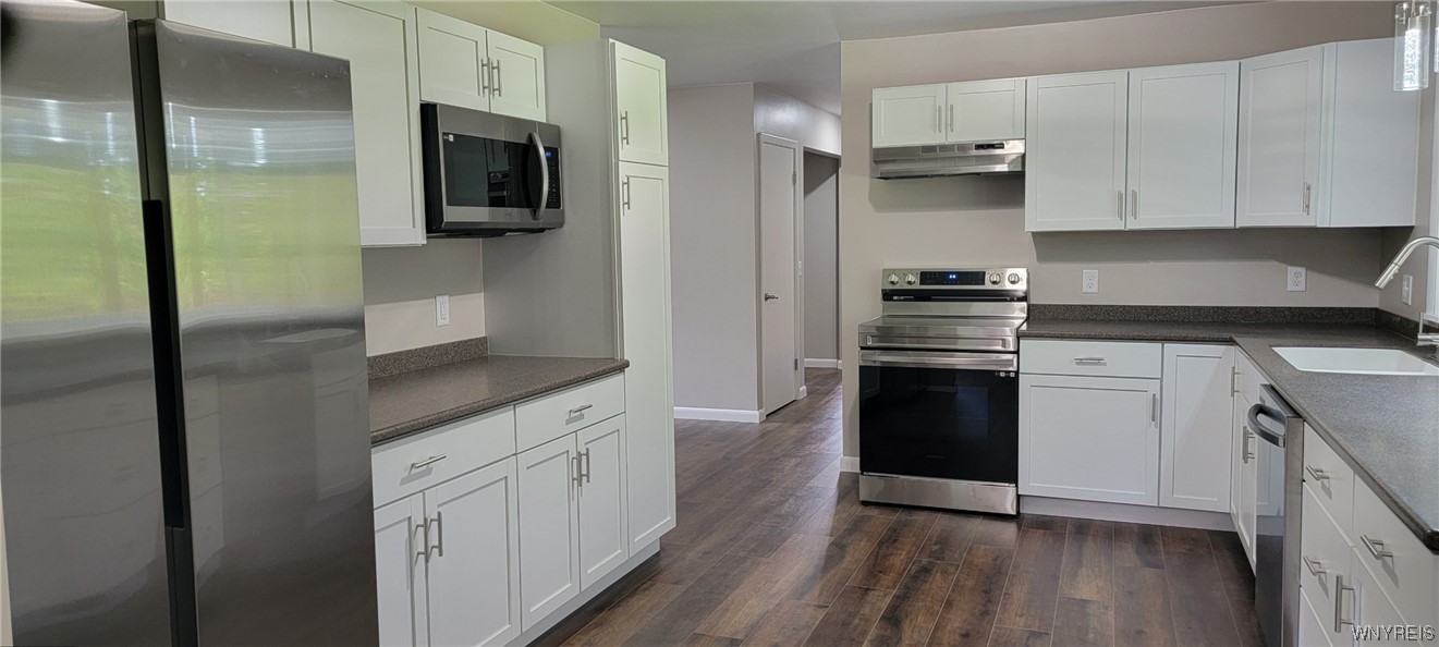 2539 Pratt Road Pembroke, NY 14020 - Photo 9 of 28 modern kitchen with all NEW appliances
