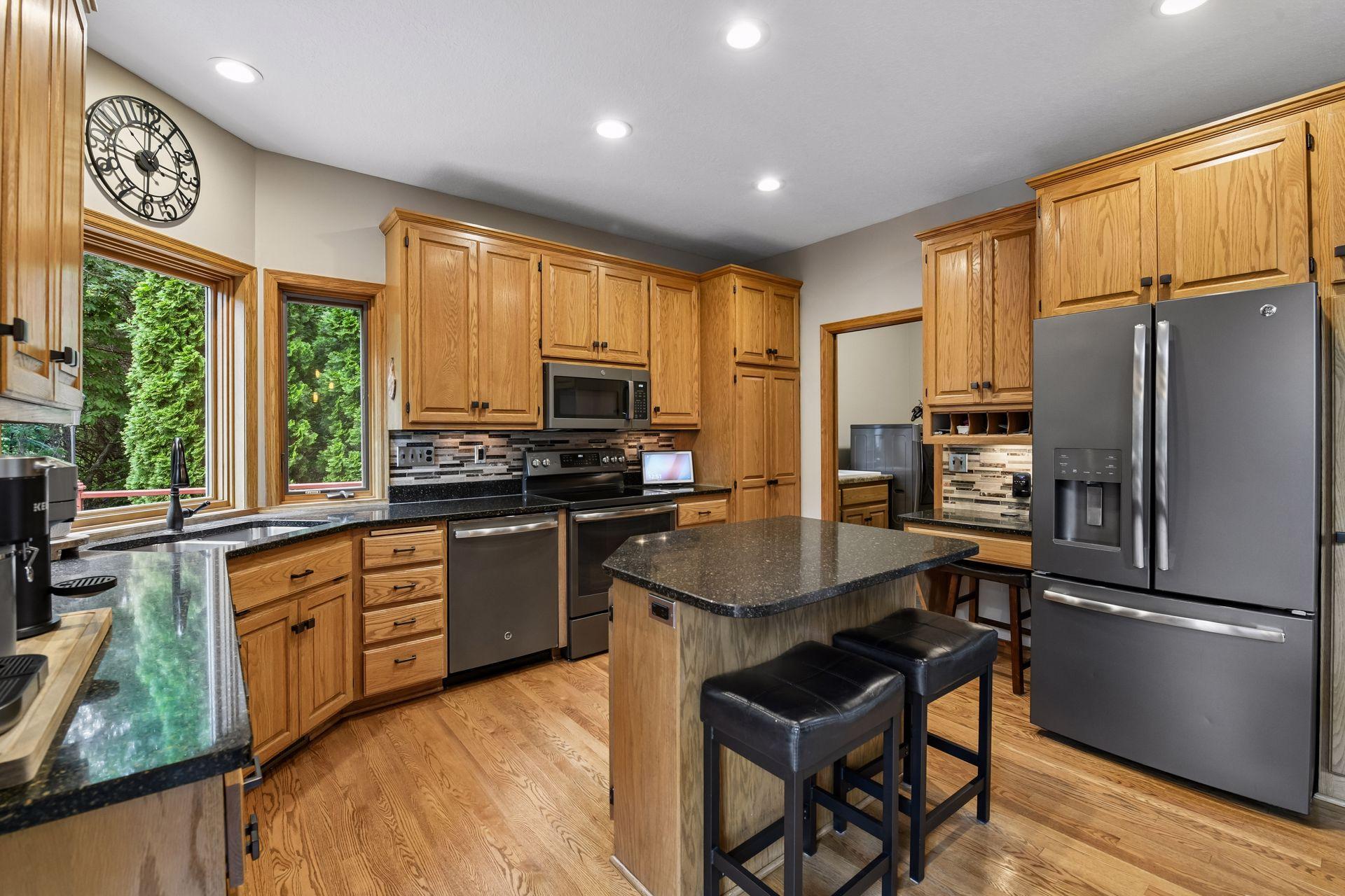 8796 Horizon Ridge Victoria, MN 55386 - Photo 16 of 65
