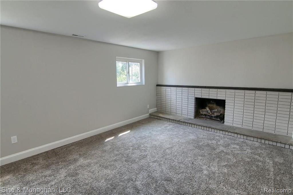 14248 Martin Road Warren, MI 48088 - Photo 16 of 26