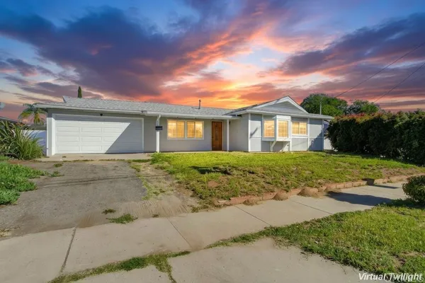 $825,000 | 9462 Doheny Road, Santee, CA 92071