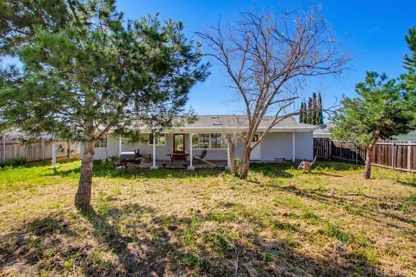 $825,000 | 9462 Doheny Road, Santee, CA 92071
