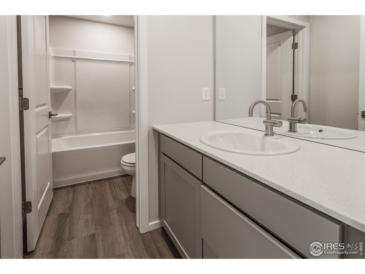 5409 Yancy Street Timnath, CO 80547 - Photo 24 of 48 SECONDARY BATH