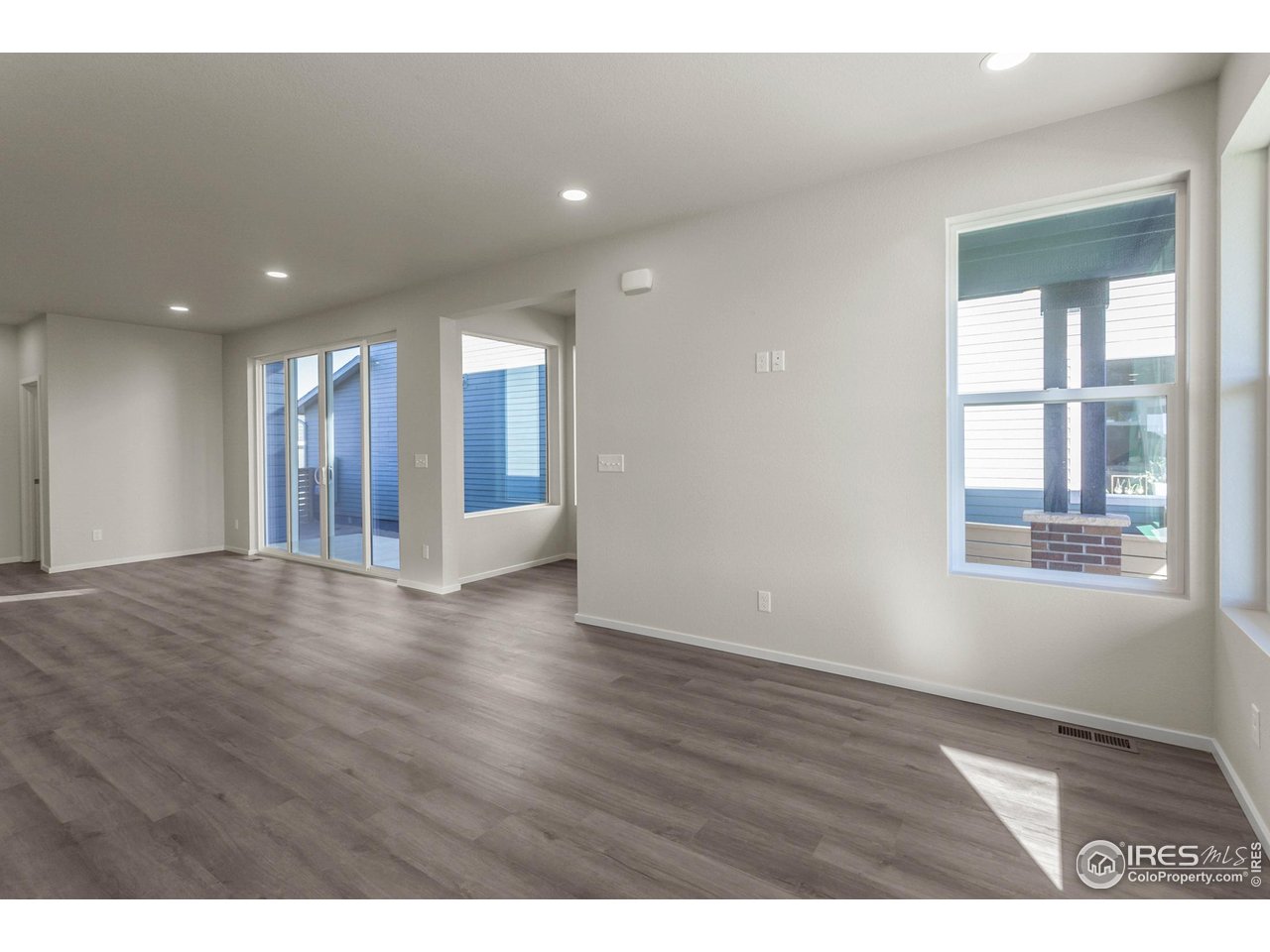 5409 Yancy Street Timnath, CO 80547 - Photo 3 of 48 LIVING ROOM